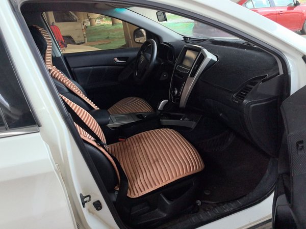 Luxgen U6 SUV 2017, 185700 км, за 3795 USD - фото 24