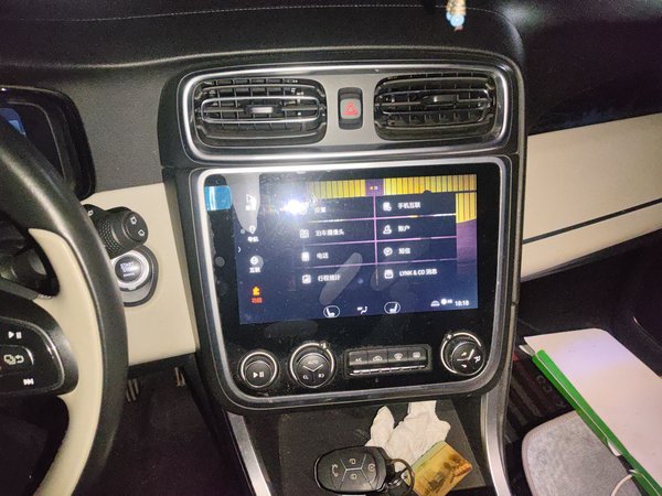 Lynk & Co 01 2017, 109400 км, за 8463 USD - фото 14