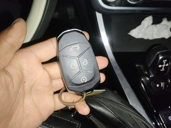 Lynk & Co 01 2017, 109400 км, за 8463 USD - фото 9