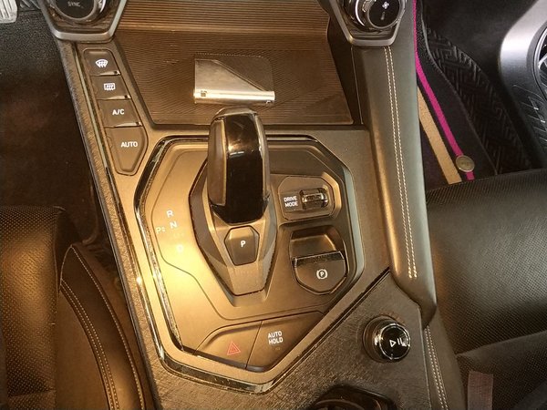 Lynk & Co 01 2021, 122500 км, за 14200 USD - фото 17