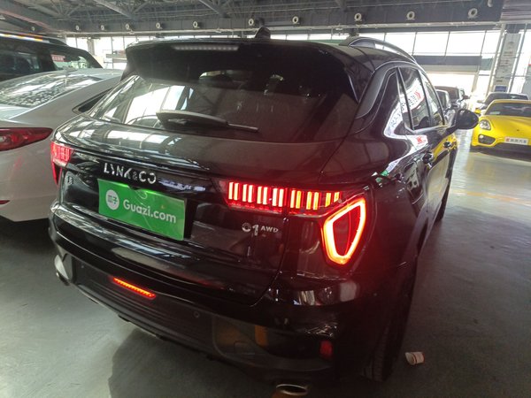 Lynk & Co 01 2021, 122500 км, за 13555 USD - фото 6