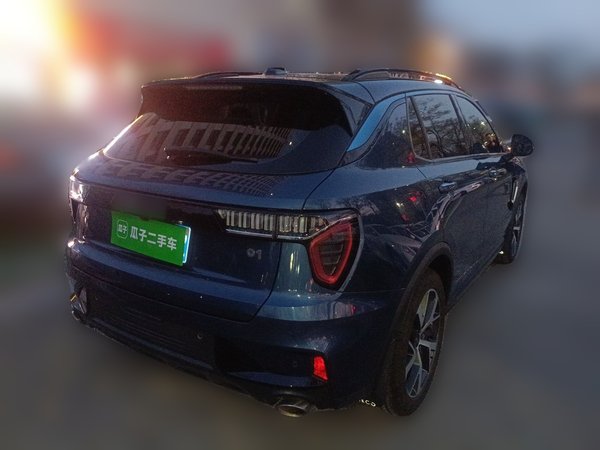 Lynk & Co 01 · 2021 год