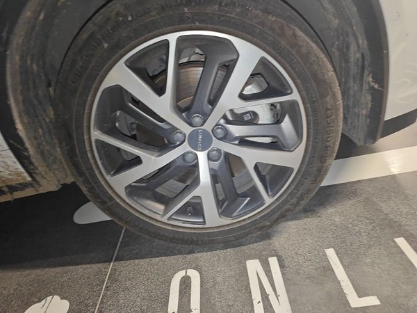 Lynk & Co 01 EM-P 2021, 48400 км, за 11606 USD