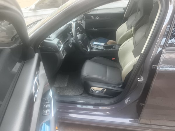 Lynk & Co 02 2020, 77200 км, за 9008 USD - фото 10