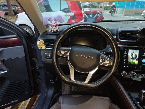 Lynk & Co 02 2021, 24500 км, за 10013 USD - фото 14