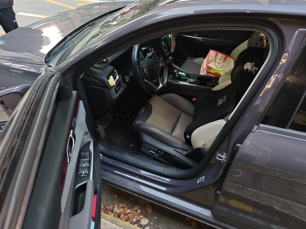 Lynk & Co 02 2021, 24500 км, за 10013 USD - фото 17