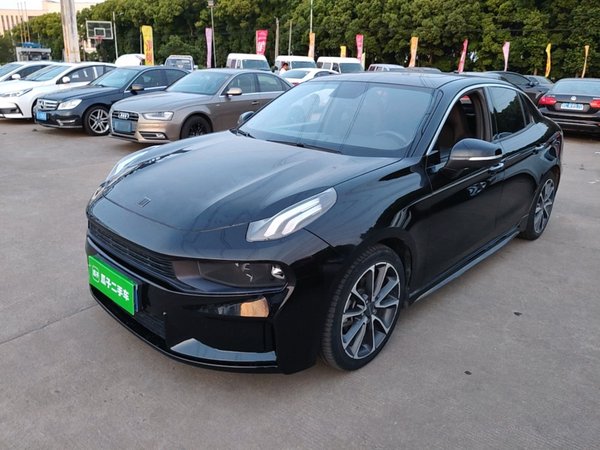Lynk & Co 03 · 2019 год
