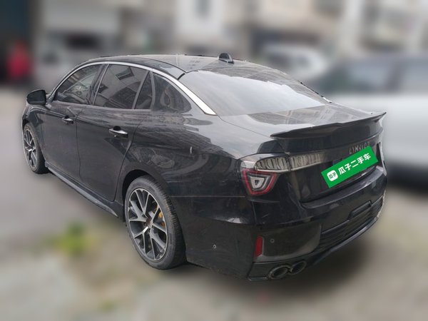 Lynk & Co 03 2019, 111000 км, за 7673 USD