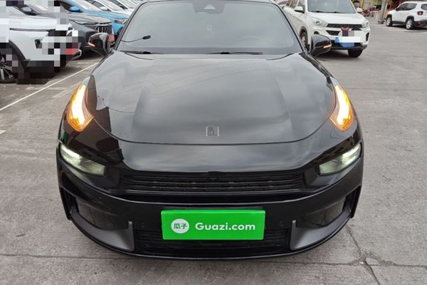 Lynk & Co 03 2019, 70200 км, за 9097 USD