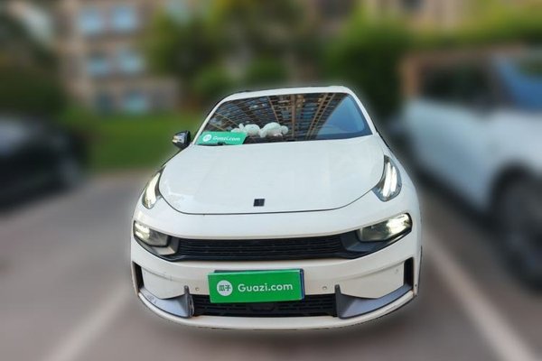 Lynk & Co 03 2019, 71800 км, за 6844 USD
