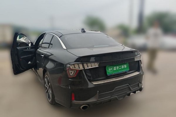 Lynk & Co 03 2019, 103000 км, за 7273 USD