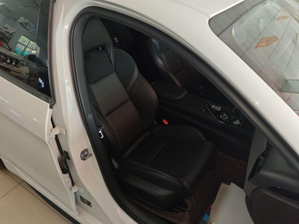 Lynk & Co 03 2021, 24300 км, за 11026 USD - фото 20