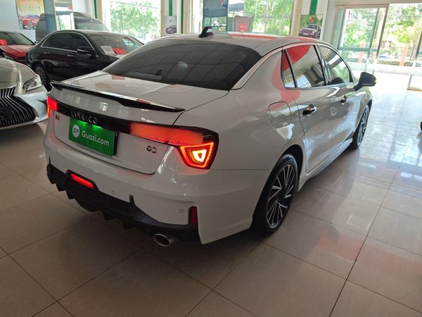 Lynk & Co 03 2021, 24300 км, за 11026 USD - фото 26