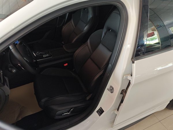 Lynk & Co 03 2021, 24300 км, за 11026 USD - фото 6