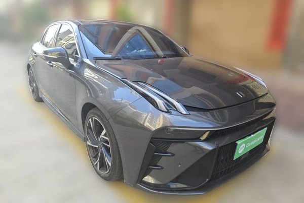 Lynk & Co 03 2023, 39700 км, за 14081 USD