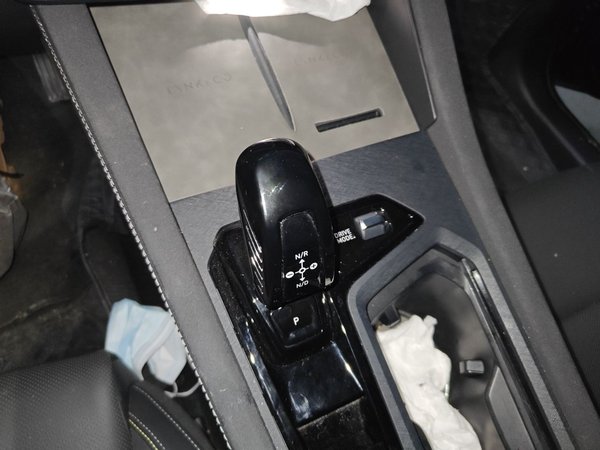 Lynk & Co 03 2025, 10700 км, за 15229 USD - фото 15