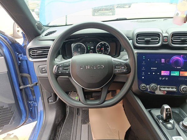 Lynk & Co 03 2019, 85400 км, за 9221 USD