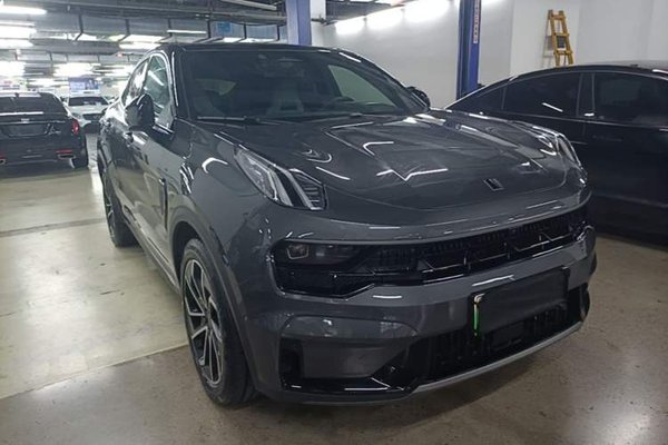 Lynk & Co 05 EM-P 2023, 25700 км, за 16233 USD