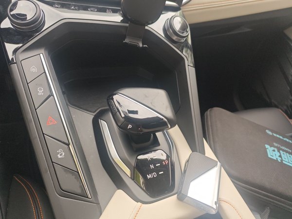 Lynk & Co 06 2020, 61200 км, за 10346 USD - фото 8