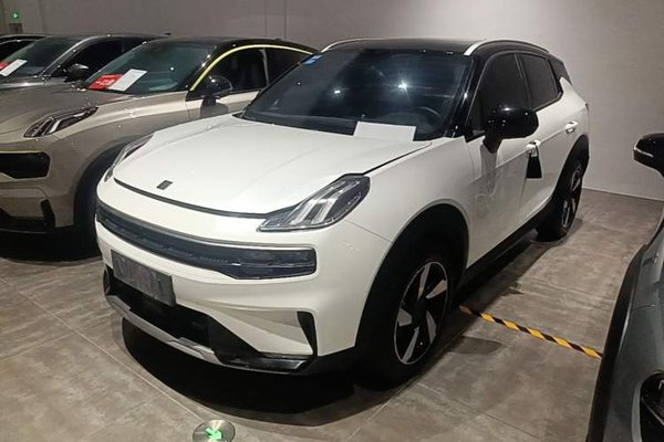 Lynk & Co 06 · 2020 год