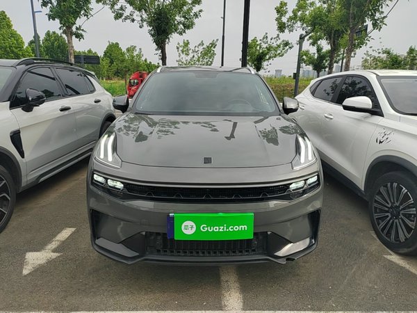 Lynk & Co 06 2023, 17800 км, за 13256 USD