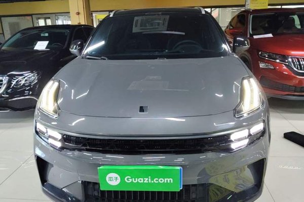 Lynk & Co 06 2023, 28700 км, за 12103 USD