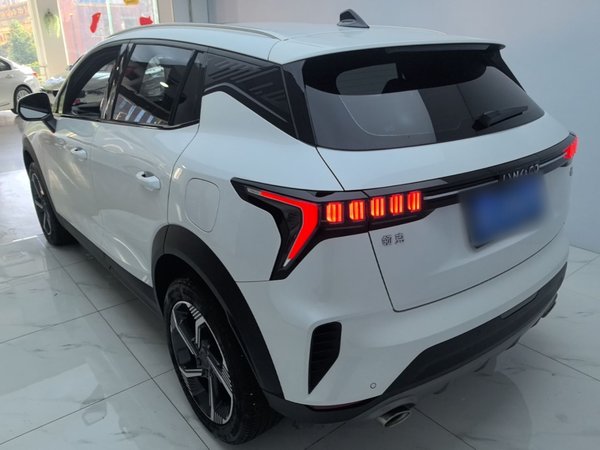 Lynk & Co 06 2023, 26100 км, за 12420 USD