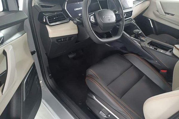 Lynk & Co 06 EM-P 2022, 68200 км, за 11380 USD - фото 18