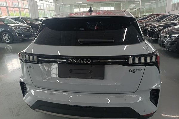 Lynk & Co 06 EM-P 2022, 68200 км, за 11380 USD