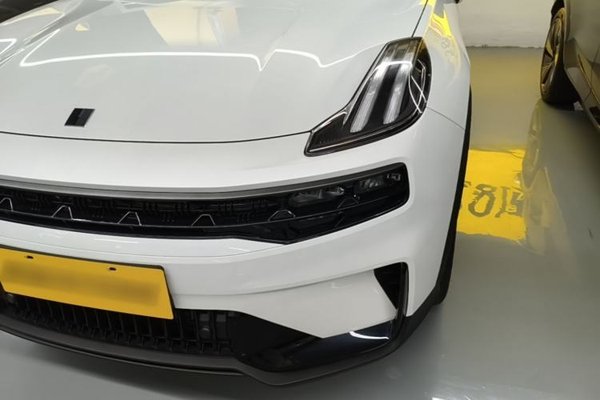 Lynk & Co 06 EM-P 2023, 8500 км, за 15793 USD - фото 6