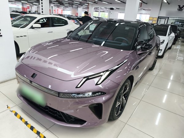 Lynk & Co 07 · 2026 год