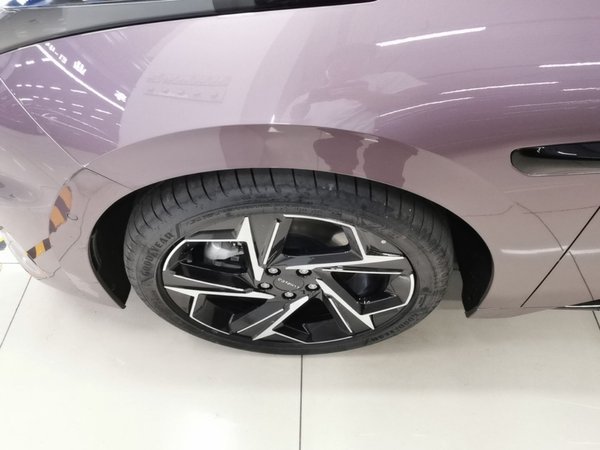 Lynk & Co 07 2026, 1400 км, за 22595 USD - фото 8