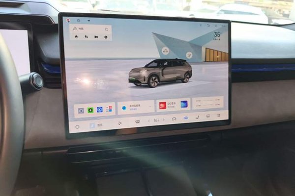 Lynk & Co 08 EM-P 2023, 55000 км, за 21414 USD - фото 20