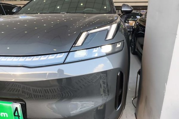 Lynk & Co 08 EM-P 2023, 55000 км, за 21414 USD - фото 8