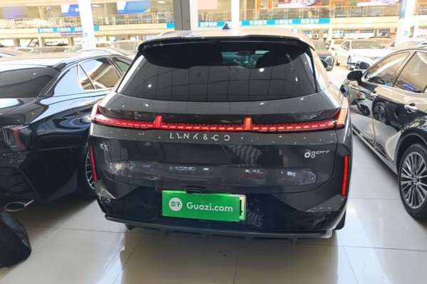 Lynk & Co 08 EM-P 2023, 55000 км, за 21414 USD