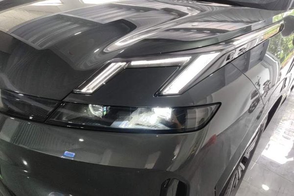 Lynk & Co 08 EM-P 2025, 11299 км, за 19271 USD