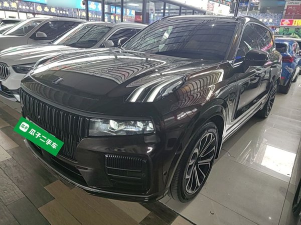 Lynk & Co 09 EM-P · 2021 год