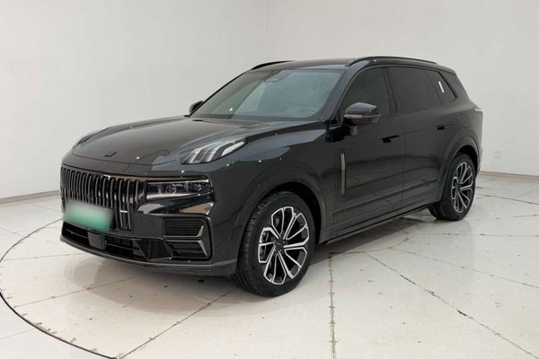 Lynk & Co 09 EM-P · 2024 год
