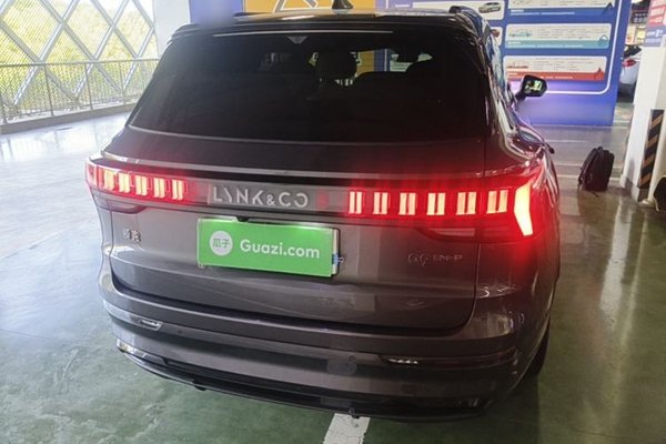 Lynk & Co 09 EM-P 2024, 30900 км, за 29644 USD