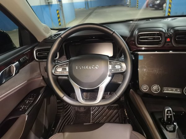 Lynk & Co 02 2019, 59300 км, за 10070 USD - фото 11