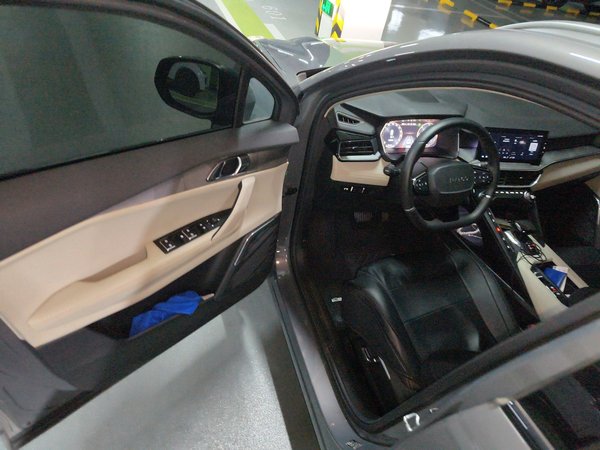 Lynk & Co 06 EM-P 2020, 22799 км, за 10578 USD - фото 17