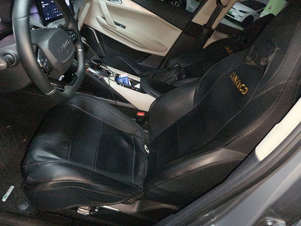 Lynk & Co 06 EM-P 2020, 22799 км, за 10578 USD - фото 16