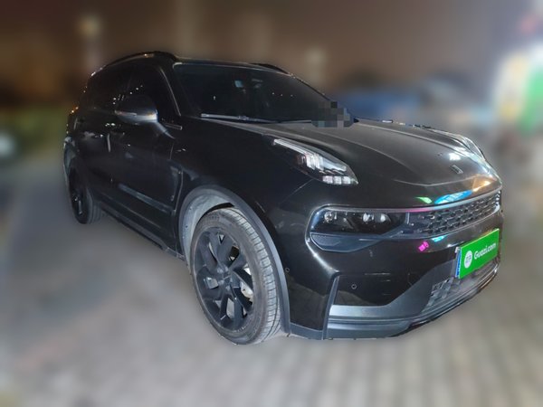 Lynk & Co 01 · 2021 год