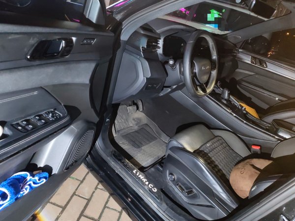 Lynk & Co 01 2021, 77500 км, за 13412 USD - фото 13