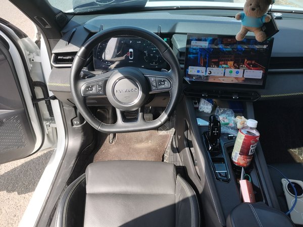 Lynk & Co 03 2023, 40900 км, за 15933 USD - фото 11