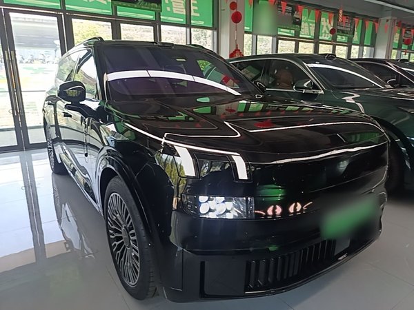 Lynk & Co 900 2025, 16400 км, за 49233 USD