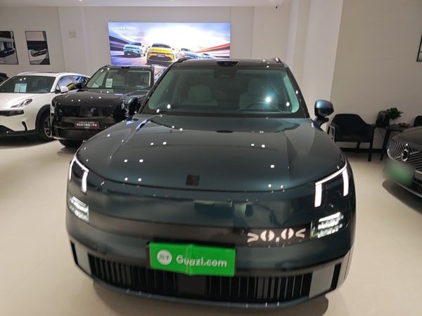 Lynk & Co 900 2025, 24100 км, за 42757 USD