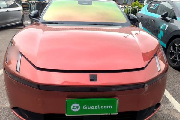 Lynk & Co Z10 2024, 27000 км, за 20066 USD
