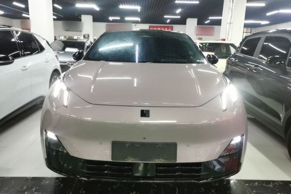 Lynk & Co Z20 2025, 26600 км, за 17485 USD