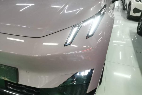 Lynk & Co Z20 2025, 26600 км, за 17485 USD - фото 8